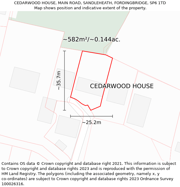 CEDARWOOD HOUSE, MAIN ROAD, SANDLEHEATH, FORDINGBRIDGE, SP6 1TD: Plot and title map