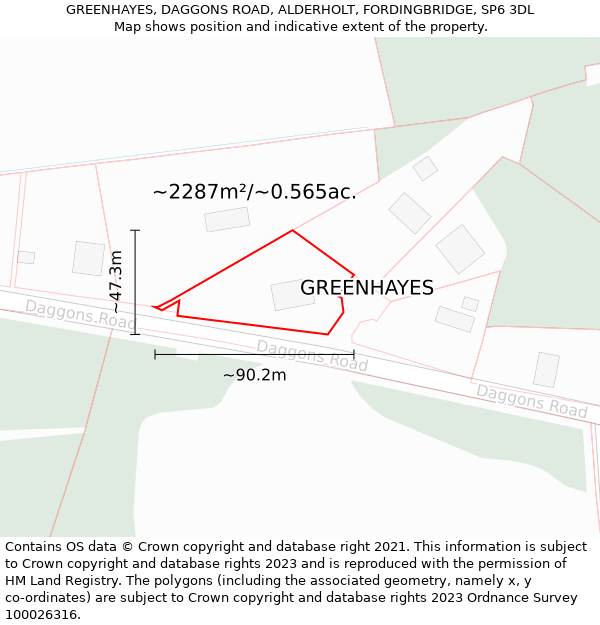 GREENHAYES, DAGGONS ROAD, ALDERHOLT, FORDINGBRIDGE, SP6 3DL: Plot and title map