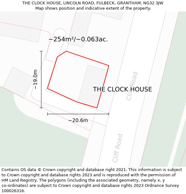 THE CLOCK HOUSE, LINCOLN ROAD, FULBECK, GRANTHAM, NG32 3JW: Plot and title map
