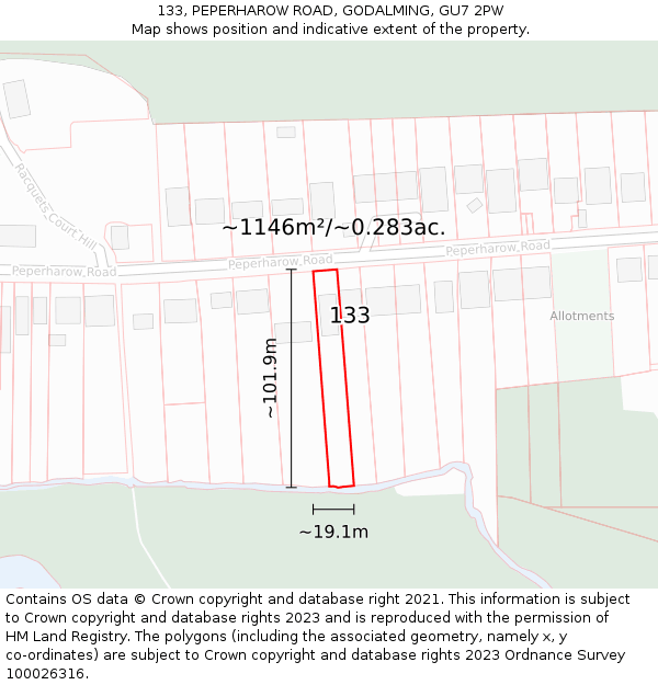 133, PEPERHAROW ROAD, GODALMING, GU7 2PW: Plot and title map