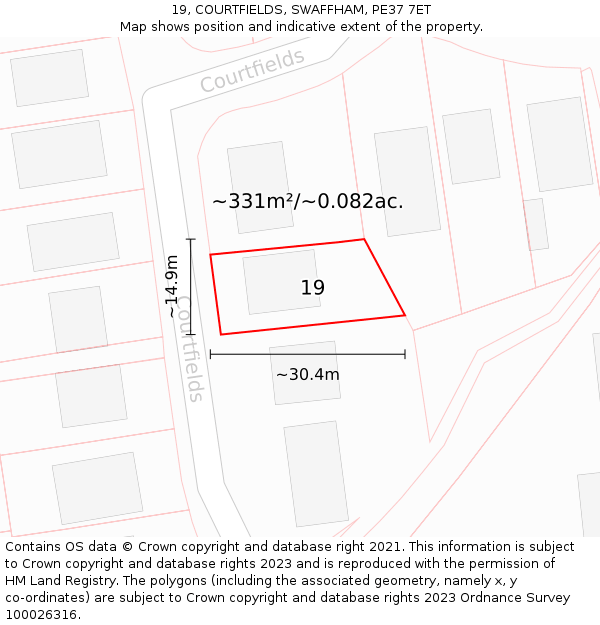 19, COURTFIELDS, SWAFFHAM, PE37 7ET: Plot and title map