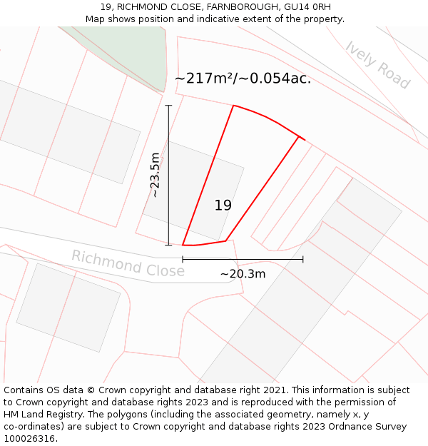 19, RICHMOND CLOSE, FARNBOROUGH, GU14 0RH: Plot and title map