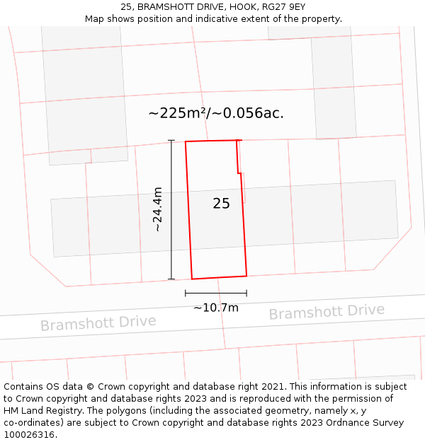 25, BRAMSHOTT DRIVE, HOOK, RG27 9EY: Plot and title map