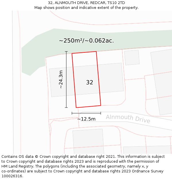 32, ALNMOUTH DRIVE, REDCAR, TS10 2TD: Plot and title map