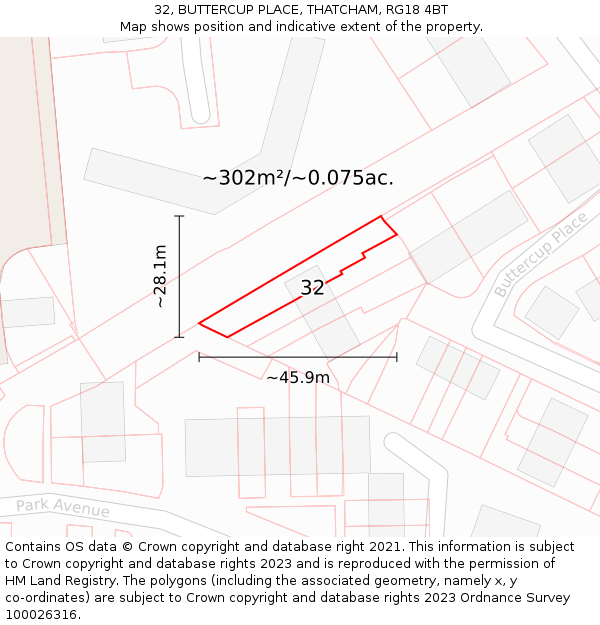 32, BUTTERCUP PLACE, THATCHAM, RG18 4BT: Plot and title map