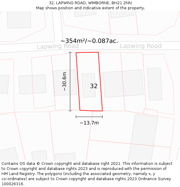 32, LAPWING ROAD, WIMBORNE, BH21 2NN: Plot and title map