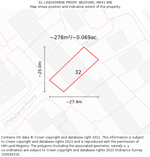 32, LINDISFARNE PRIORY, BEDFORD, MK41 0RE: Plot and title map