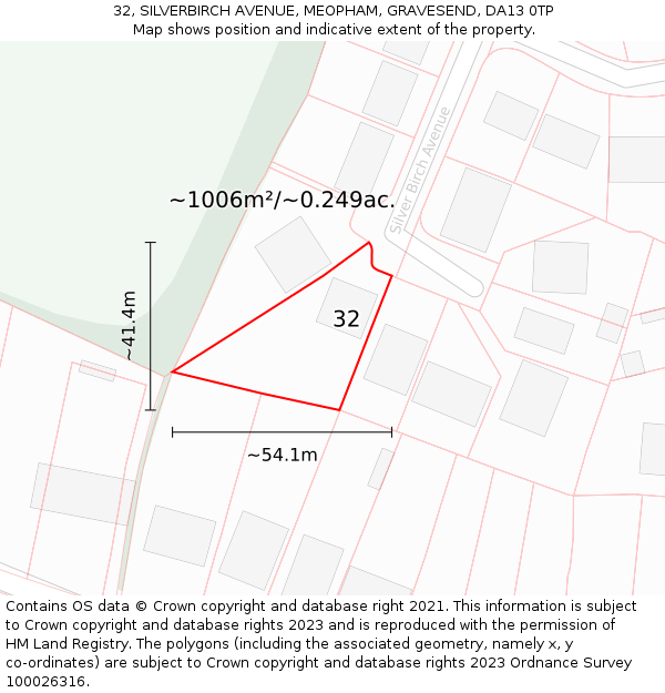 32, SILVERBIRCH AVENUE, MEOPHAM, GRAVESEND, DA13 0TP: Plot and title map