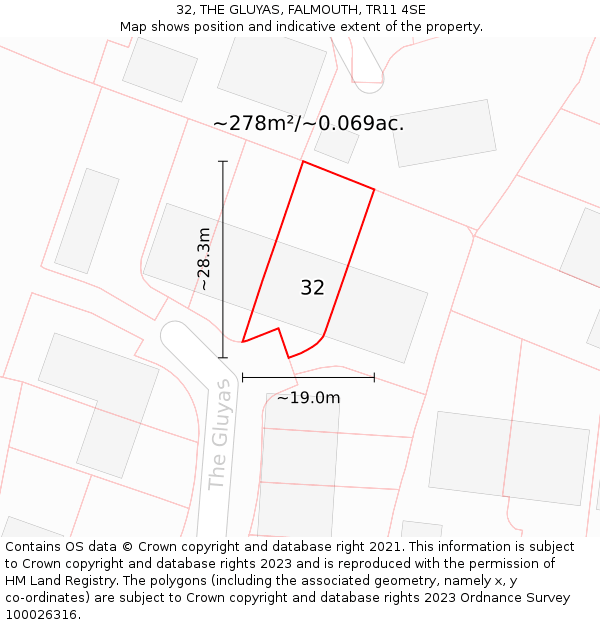 32, THE GLUYAS, FALMOUTH, TR11 4SE: Plot and title map