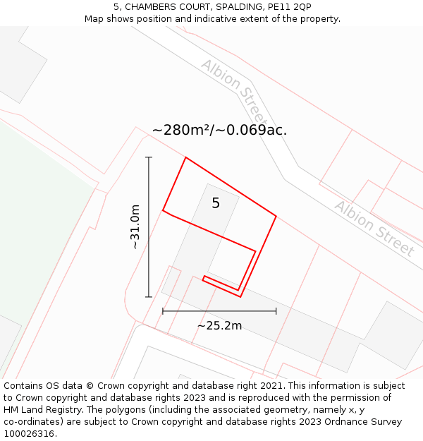 5, CHAMBERS COURT, SPALDING, PE11 2QP: Plot and title map