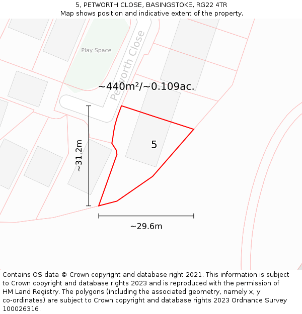 5, PETWORTH CLOSE, BASINGSTOKE, RG22 4TR: Plot and title map