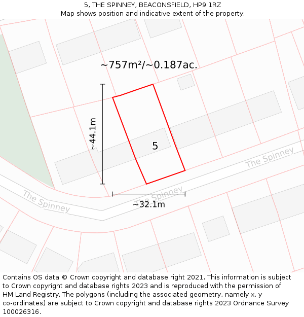 5, THE SPINNEY, BEACONSFIELD, HP9 1RZ: Plot and title map