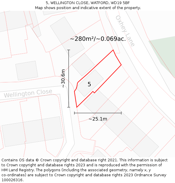 5, WELLINGTON CLOSE, WATFORD, WD19 5BF: Plot and title map