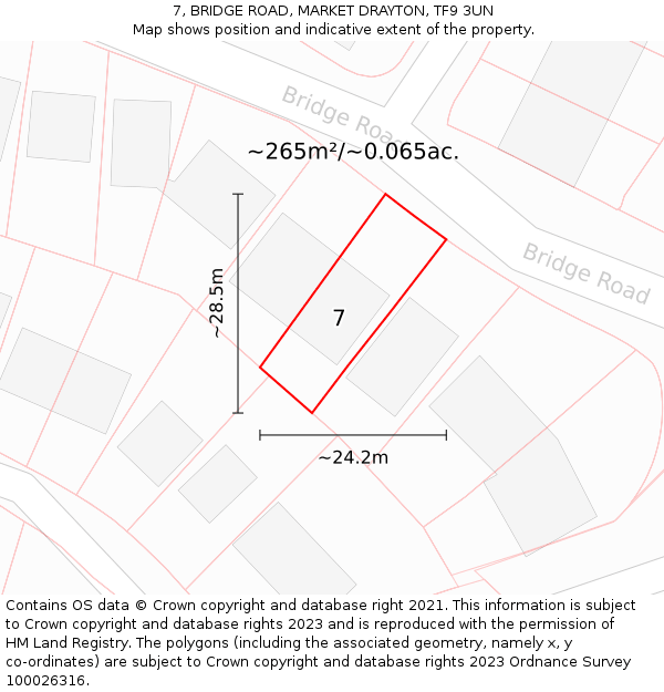 7, BRIDGE ROAD, MARKET DRAYTON, TF9 3UN: Plot and title map