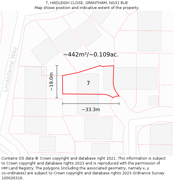 7, HADLEIGH CLOSE, GRANTHAM, NG31 8UE: Plot and title map