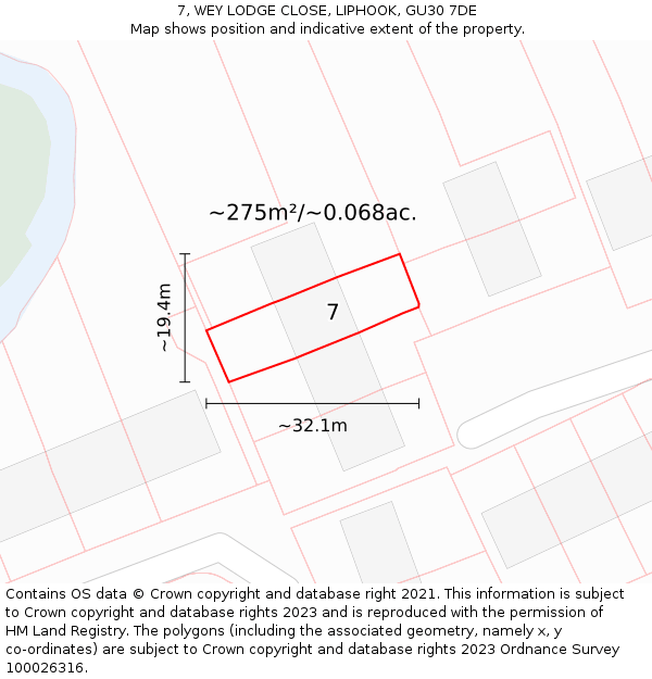 7, WEY LODGE CLOSE, LIPHOOK, GU30 7DE: Plot and title map
