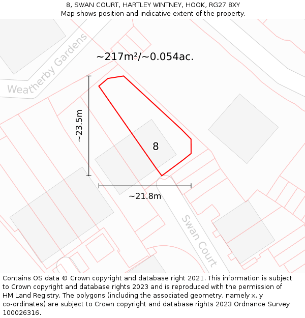 8, SWAN COURT, HARTLEY WINTNEY, HOOK, RG27 8XY: Plot and title map