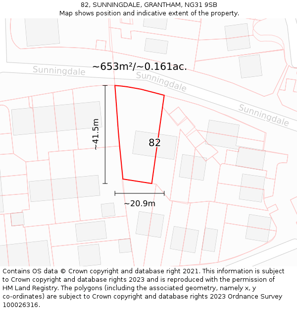 82, SUNNINGDALE, GRANTHAM, NG31 9SB: Plot and title map