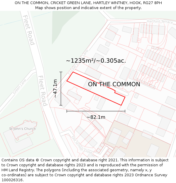 ON THE COMMON, CRICKET GREEN LANE, HARTLEY WINTNEY, HOOK, RG27 8PH: Plot and title map