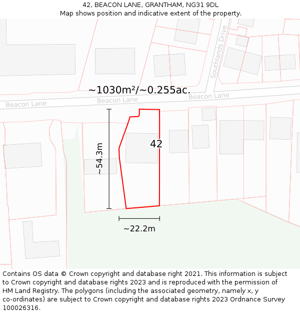 42, BEACON LANE, GRANTHAM, NG31 9DL: Plot and title map