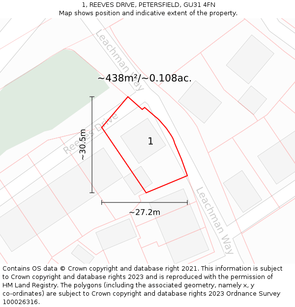 1, REEVES DRIVE, PETERSFIELD, GU31 4FN: Plot and title map