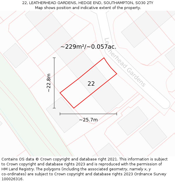 22, LEATHERHEAD GARDENS, HEDGE END, SOUTHAMPTON, SO30 2TY: Plot and title map