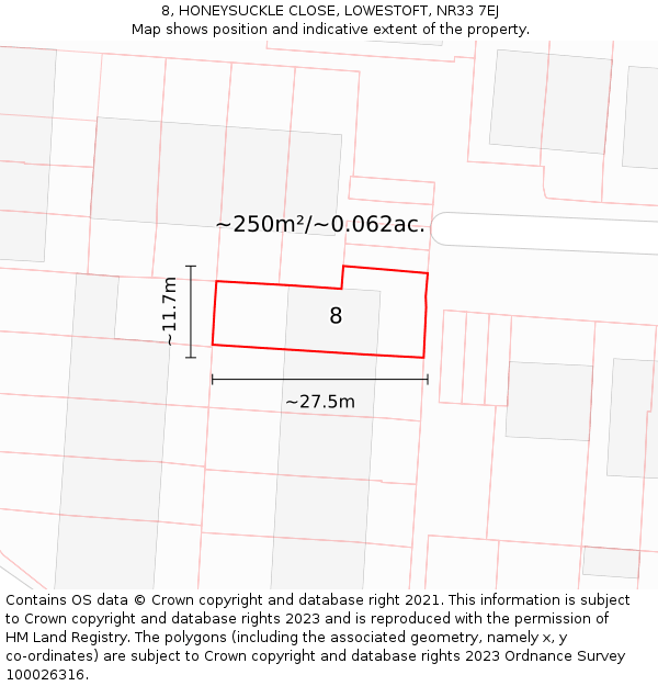8, HONEYSUCKLE CLOSE, LOWESTOFT, NR33 7EJ: Plot and title map