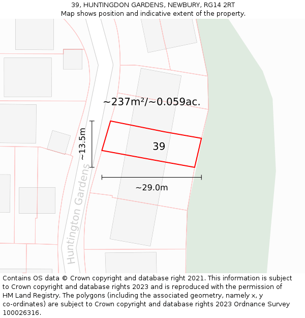 39, HUNTINGDON GARDENS, NEWBURY, RG14 2RT: Plot and title map