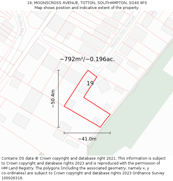 19, MOONSCROSS AVENUE, TOTTON, SOUTHAMPTON, SO40 9FS: Plot and title map